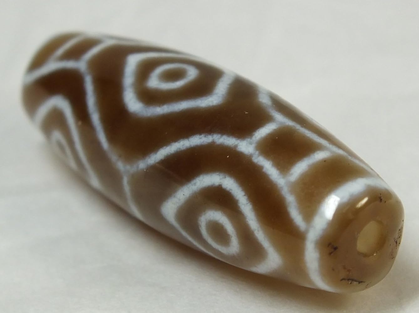 Amazon.co.jp: 【西蔵天珠】龍眼天珠（38mm）k30* : Hobbies